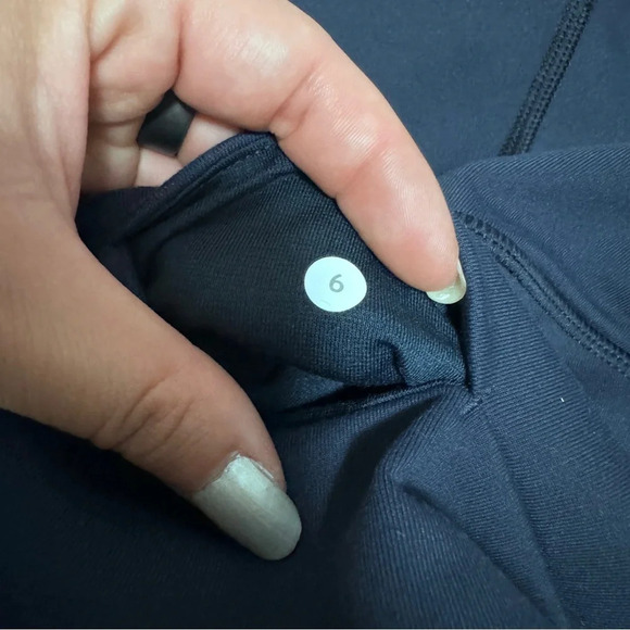 🆕💙Lululemon Make a Move Tight - Inkwell - Picture 10 of 14